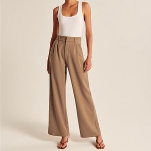 NWT Abercrombie tailored wide leg pants brown. Small long.